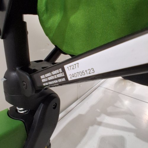 BRIGHT STARTS JOHN DEERE POP 'N RIDE STROLLER WAGON - GREEN/YELLOW (MODEL: 17277) image 2