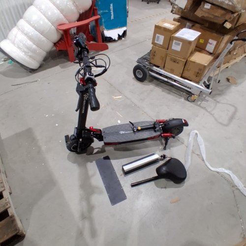 EVERCROSS ELECTRIC SCOOTER WITH MAX SPEED OF 28MPH AND MAX RANGE OF 28MPH 800W MOTOR DUAL BRAKING SYSTEM - BLACK (MODEL: H5) image 2