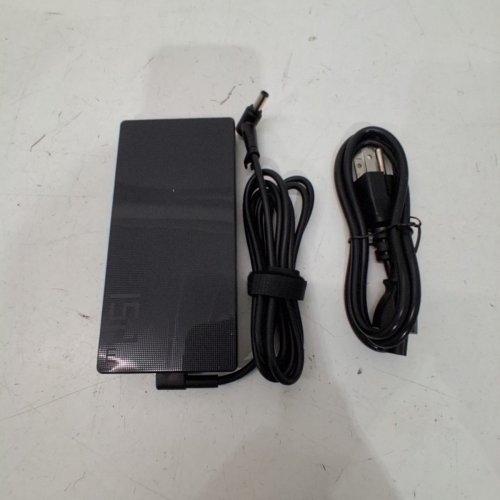 LAPTOP POWER ADAPTER FOR ASUS MODELS - 150W - 7.5A - BLACK image 3