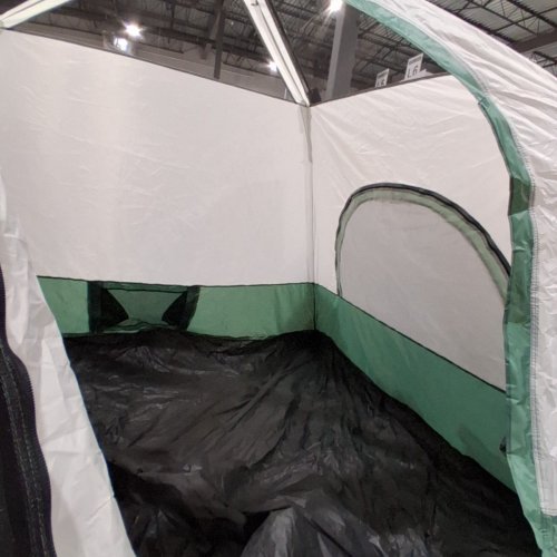 AMAZON BASICS INSTANT CAMPING TENT WITH RAINFLY - 6 PERSON - GREEN/WHITE (MODEL : ‎AMZ-100968) image 9