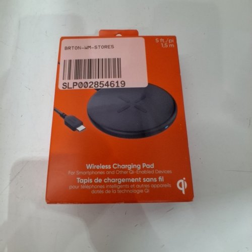 ONN WIRELESS CHARGING PAD CASE FRIENDLY - 10W - 5FT - BLACK (MODEL: WIABLK100139814) image 3