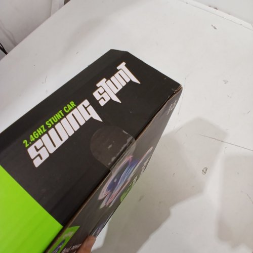 RACINGFUN REMOTE CONTROL 360 DEGREE FLIP STUNT CAR - 2.4GHZ - GREN image 4