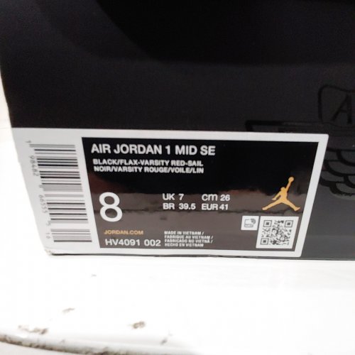 MEN'S AIR JORDAN 1 MID SE SNEAKERS - 8 - BLACK / FLAX / VARSITY RED / SAIL (STYLE: HV4091-002) image 2