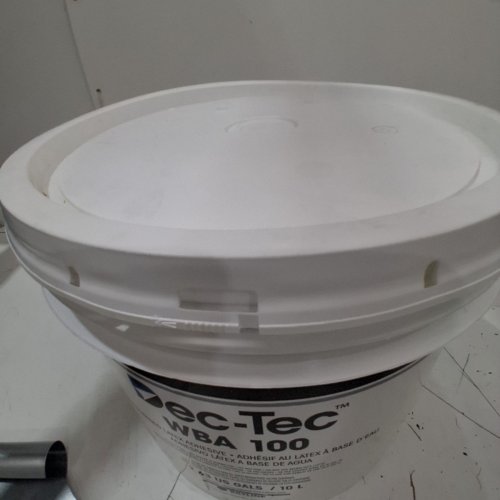 2PC DEC-TEC WATER-BASED LATEX ADHESIVE WITH ADHESIVE SPREADER - 2.63 GAL - 9" SPREADER - SILVER/WHITE(MODEL: WBA 100) image 5