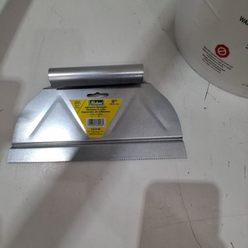 2PC DEC-TEC WATER-BASED LATEX ADHESIVE WITH ADHESIVE SPREADER - 2.63 GAL - 9" SPREADER - SILVER/WHITE(MODEL: WBA 100) image 6