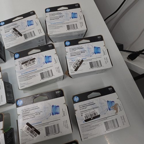 10 *EXPIRED* ASSORTED HP 950/950XL INK CARTRIDGES FOR SELECT OFFICEJET AND OFFICEJET PRO PRINTERS - HIGH YIELD AND STANDARD BLACK (MODEL: CN049AN/CN045AN) image 4
