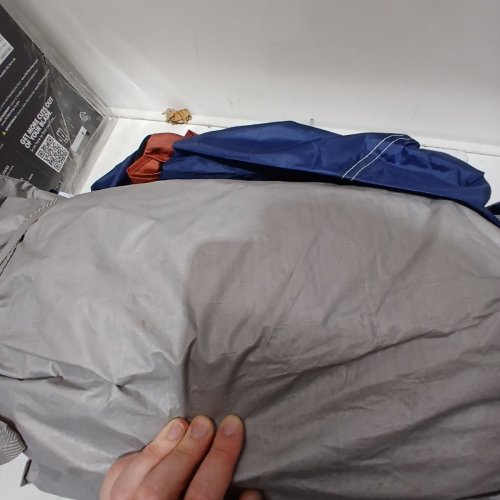UNP CAMPING TENT - 6 PERSON - NAVY (MODEL: UNP-100978-NY) image 4
