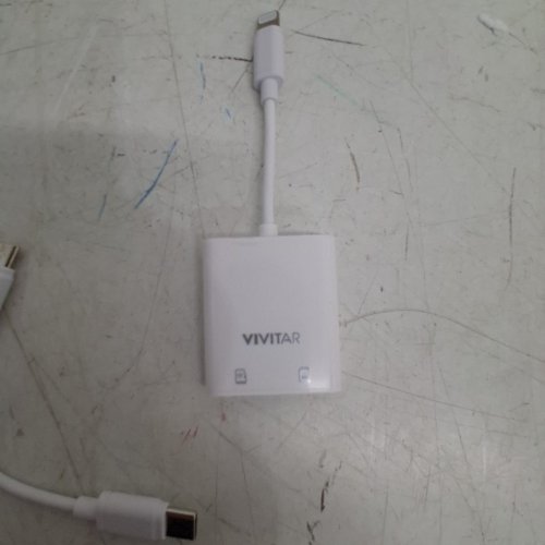 VIVITAR ALL-IN-ONE UNIVERSAL MOBILE MEMORY CARD READER AND WRITER - WHITE (MODEL: MOV4016-WHT) image 4