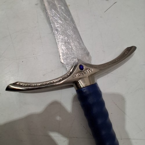 HANDMADE LORD OF THE RINGS SWORD OF GANDALF WITH COVER AND DISPLAY PLAQUE - 33" - BLUE image 4