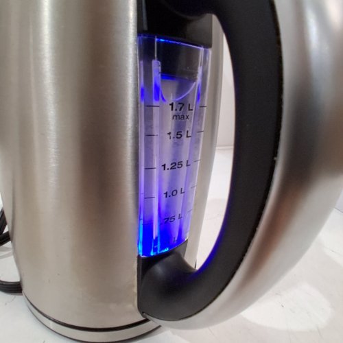 1.7L CUISINART PERFECTEMP CORDLESS PROGRAMMABLE KETTLE MODEL: CPK-17C image 2