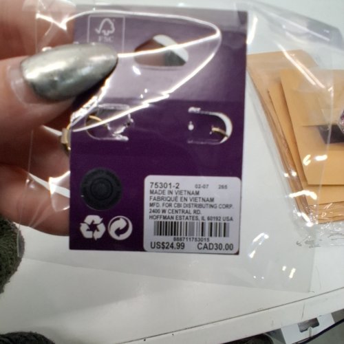 1PR WOMENS CLAIRE'S 18KT GOLD PLATED HOOP EARRINGS - GOLD (STYLE: 75301-2) image 2