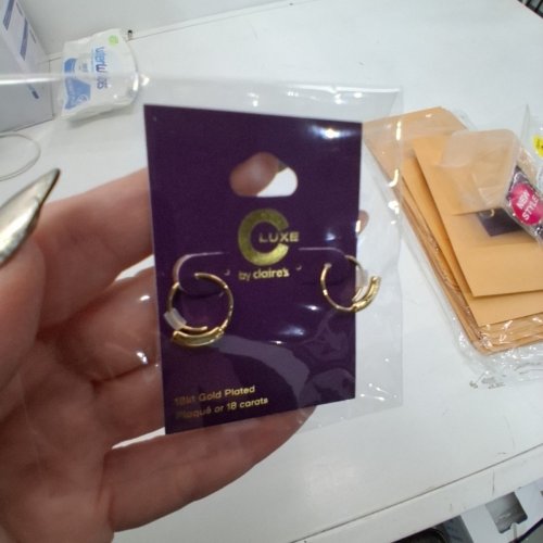 1PR WOMENS CLAIRE'S 18KT GOLD PLATED HOOP EARRINGS - GOLD (STYLE: 75301-2) image 4