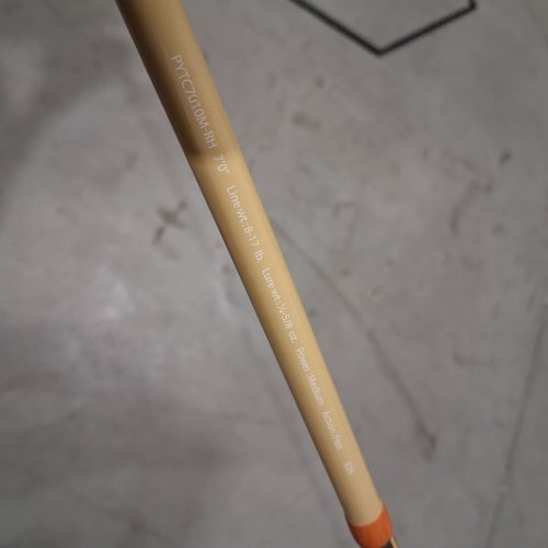 BAITCASTING FISHING ROD AND REEL COMBO - 7FT, 8-17 LBS LINE, 1/4-5/8 OZ LURE - TAN AND ORANGE (MODEL: PYTC7010M-RH) image 2