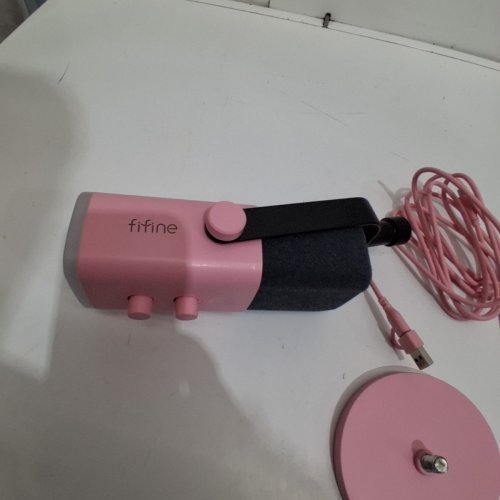 FIFINE WIRED GAMING MICROPHONE WITH TAP TO MUTE, RGB LIGHTS, AND HEADPHONE JACK - XLR, USB-C, AND USB-A CONNECTION - PINK (MODEL: AM8) image 4