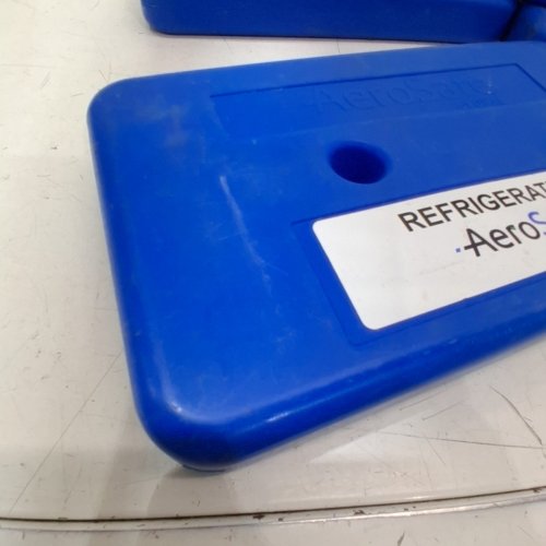 4 AMERICAN AEROGEL AEROSAFE ICE PACKS 10.5"X6" - BLUE image 3