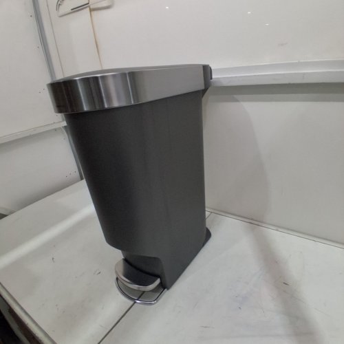 SIMPLEHUMAN SLIM PLASTIC STEP TRASH CAN WITH LINER RIM - 40L - GREY (MODEL: CW1391) image 5