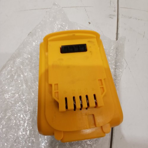 LITHIUM-ION CORDLESS TOOL BATTERY - 20 V MAX, 8 AH - YELLOW (MODEL: AB01-1004-0718) image 4
