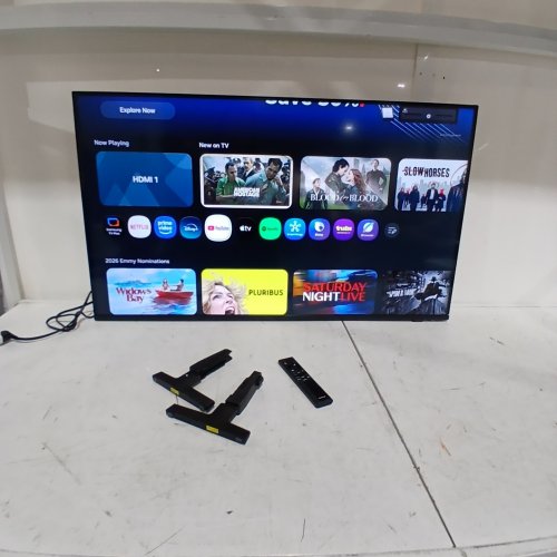 SAMSUNG CRYSTAL UHD U8000H 4K VISION SMART TV TELEVISION - 43" - BLACK (MODEL: UN43U8000HFXZC) image 2