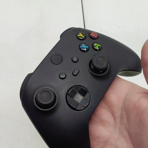 XBOX ONE CORE CONTROLLER - CARBON BLACK image 4