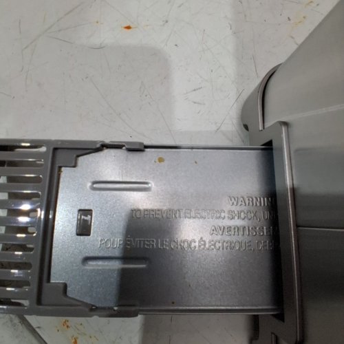 CUISINART 2-SLICE TOUCH SCREEN DIGITAL TOASTER - STAINLESS STEEL (MODEL: 2691349 / RBT-1680PCC-1PKC) image 4