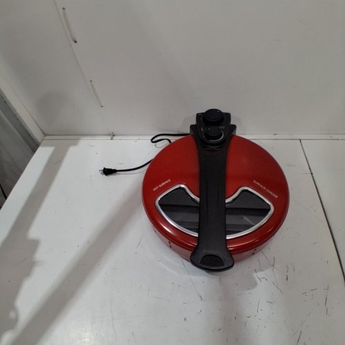 HAMILTON BEACH ROTATING PIZZA MAKER - 12" - RED (MODEL: 31700) image 3