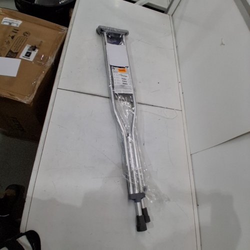 MEDLINE GUARDIAN STANDARD ADJUSTABLE CRUTCHES - 5.2FT TO 5.10FT - UP TO 300LB - ALUMINUM (MODEL: MDSV80535LFH) image 2