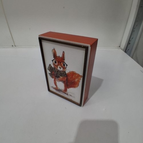 ACCENT DECOR SQUIRREL SHADOW BOX DECOR -7" - RED / BROWN image 2