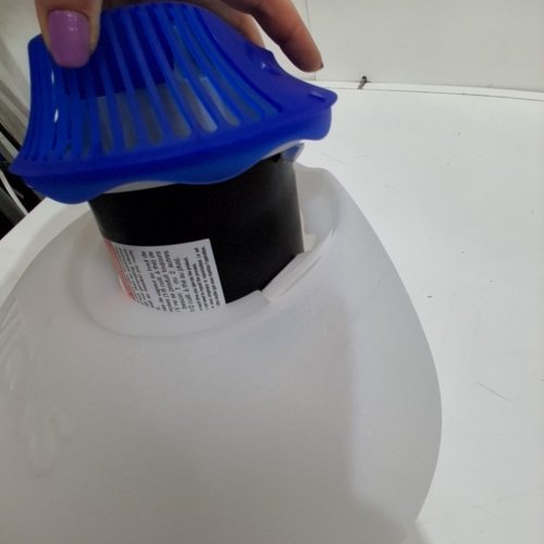 VICKS WARMSTEAM VAPORIZER, SMALL/MEDIUM ROOM VAPOURIZER FOR COUGH AND CONGESTION RELIEF - WHITE/BLUE (MODEL: V150SGNLC) image 4