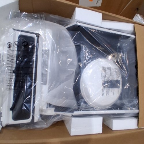 COSTWAY KIDS RIDE ON MERCEDES BENZ WITH RC REMOTE CONTROL AND TRUNK - 12V - WHITE (MODEL:TY328021WH) image 4