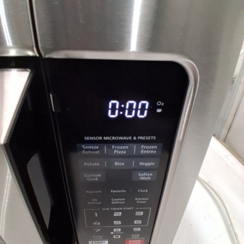 TOSHIBA COMPACT COUNTERTOP MICROWAVE OVEN - 1.2CU.FT - 1500W - STAINLESS STEEL (MODEL: ML-EM31P(SS)/CA) image 2