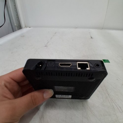 SAINTDISE W2 ANDROID TV BOX - 4GB RAM - 128GB ROM (MODEL: W2) image 3
