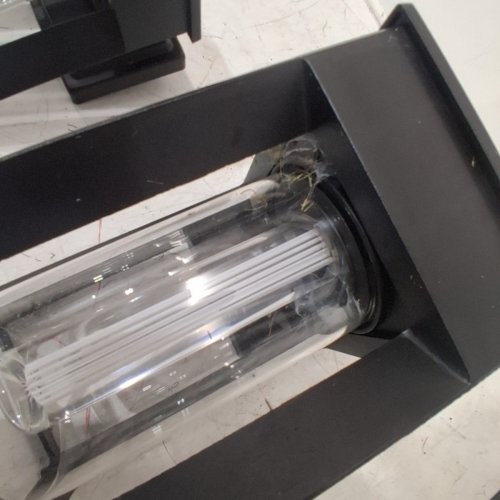 4PK NATURALLY SOLAR WALL/POST ACCENT LIGHTS - 25LM - BLACK (MODEL: 1938011) image 3