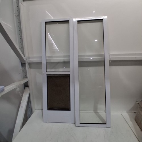 VEVOR DOG DOOR FOR SLIDING GLASS DOOR - 75-7/8" TO 80-11/16" - WHITE - (MODEL: CWM03-M) image 2