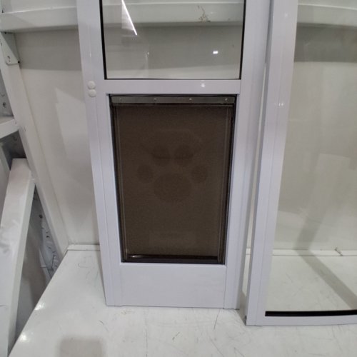 VEVOR DOG DOOR FOR SLIDING GLASS DOOR - 75-7/8" TO 80-11/16" - WHITE - (MODEL: CWM03-M) image 3