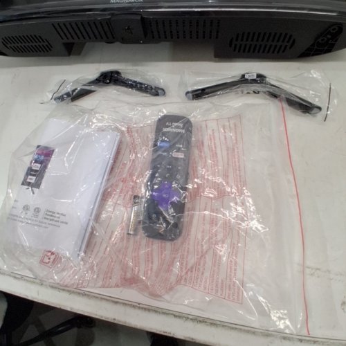 MAGNAVOX ROKU 720P TELEVISION - 24" - BLACK (MODEL: MRT2405_AMZ) image 4