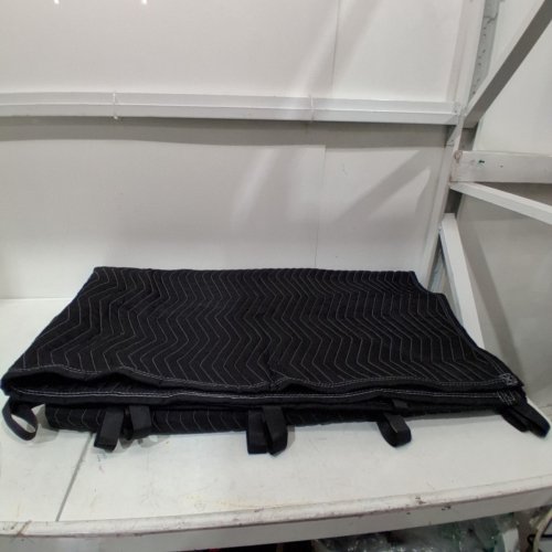 GROMMETED SOUND DAMPENING BLANKET - 96"X 80" - BLACK (MODEL: YB066) image 2