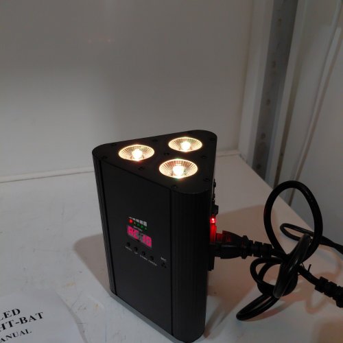 WIRELESS REMOTE CONTROL DMX CONTROL PAR LIGHT LED STAGE LIGHTS SET - 4400MAH- BLACK (MODEL: ZQ01449) image 5
