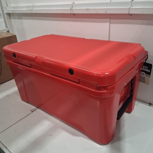 YETI TUNDRA 65 COOLER - RED - image 5