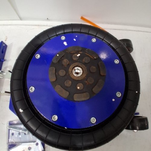 AIR PNEUMATIC CAR JACK WITH TWO WHEELS - 6600LBS - 3T - BLUE - (MODEL: HRQD-3CF-A) image 3