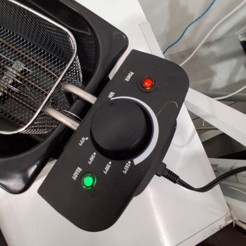 AMAZONBASICS ELECTRIC DEEP FRYER - 3L CAPACITY - STAINLESS STEEL (MODEL: ‎DF7710B-UL) image 2