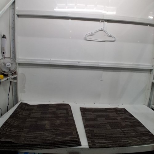 18PK DURABLE CARPET TILES - 24" X 24" - BROWN MULTICOLOR image 2