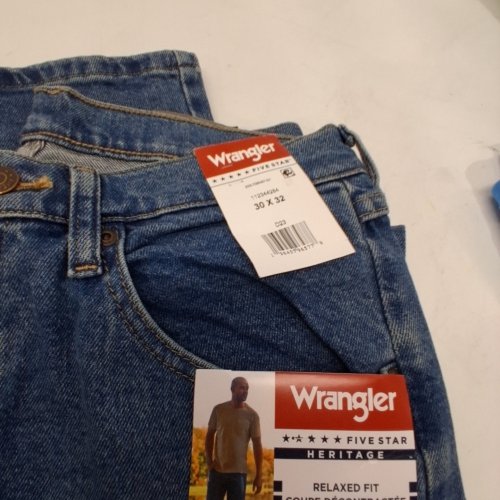 MEN'S WRANGLER RELAXED FIT JEANS - 30W X 32L - BLUE (STYLE: 1769852) image 2