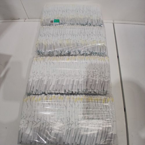 136PK PAMPERS SWADDLERS SKIN SAFE DISPOSABLE DIAPERS - NEWBORN image 2