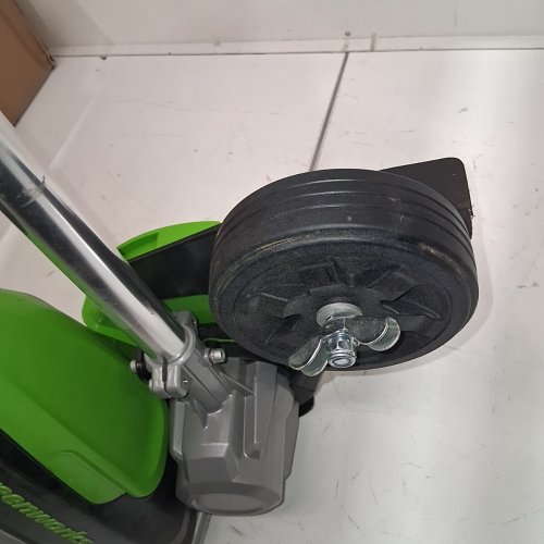 **TOOL ONLY** GREENWORKS 8" BRUSHLESSCORDLESS EDGER - 80V - GREEN/BLACK (MODEL:ED80L02) image 7