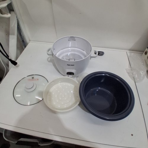 AROMA ONE-TOUCH AUTOMATIC RICE COOKER WITH STEAM TRAY - 20-CUP (COOKED) - WHITE (MODEL: ARC-390NGP) image 4