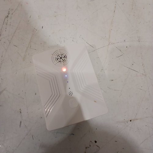 RECHARGEABLE ANTI BARKING DEVICE ULTRASONIC DOG BARK CONTROL - 3 MODES, WATERPROOF, 50FT EFFECTIVE RANGE - WHITE (MODEL: ZFQ-091) image 2