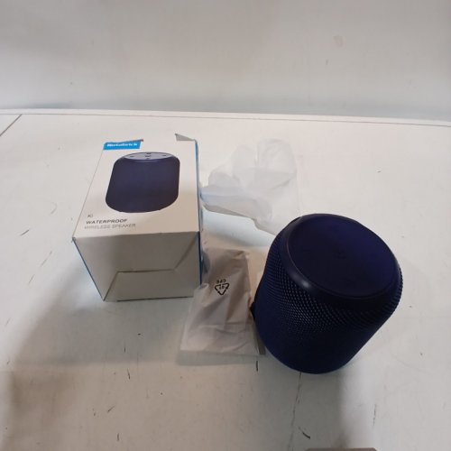 NOTABRICK BLUETOOTH SPEAKER WITH STEREO BASS - 15 HOUR LISTENING TIME - 15W 4.5" X 3.5" - BLUE (MODEL: KI) image 4