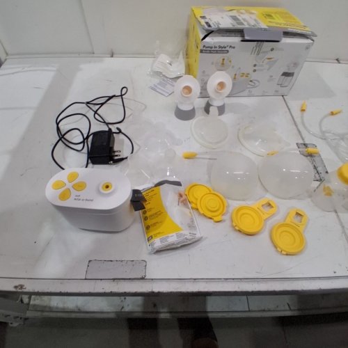 MEDELA PUMP IN STYLE NEW PRO DOUBLE ELECTRIC BREAST PUMP - WHITE (MODEL: 101047682) image 3