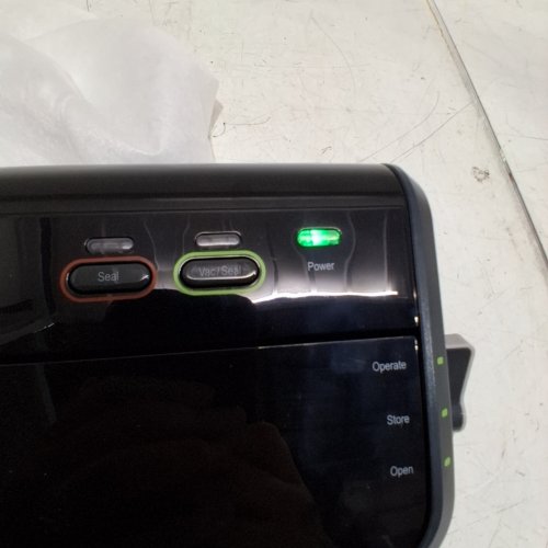 FOODSAVER VACUUM SEALING SYSTEM - BLACK - (FM2000-033) image 2