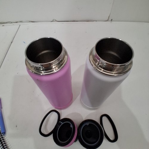 2PK THERMOFLASK DOUBLE WALL VACUUM INSULATED LEAK PROOF STAINLESS STEEL WATER BOTTLE - 24OZ (710ML) - STRAWBERRY/ARCTIC WHITE image 4